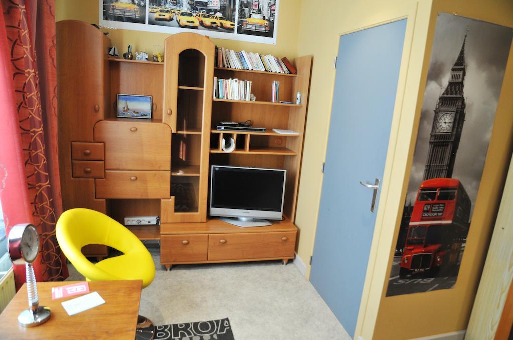 Gite Stone Lodge Bourcy Esterno foto