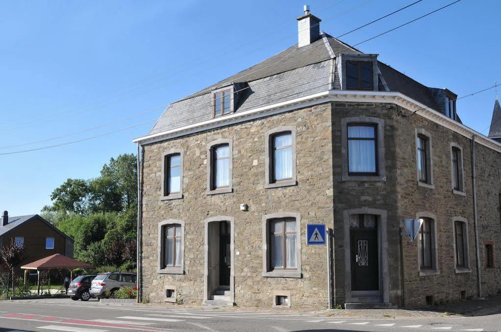 Gite Stone Lodge Bourcy Esterno foto