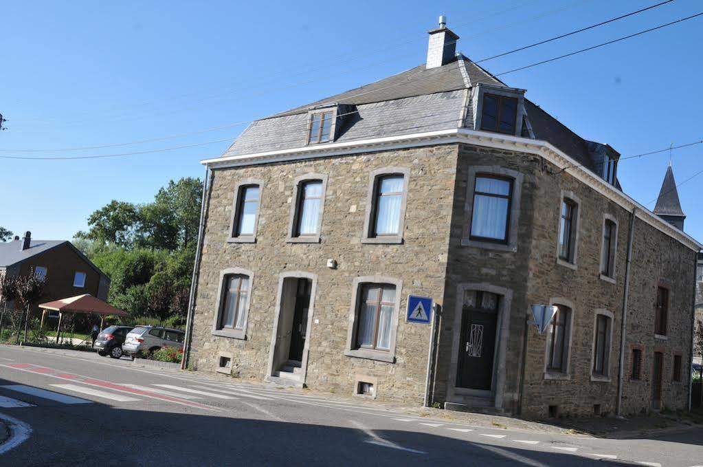 Gite Stone Lodge Bourcy Esterno foto